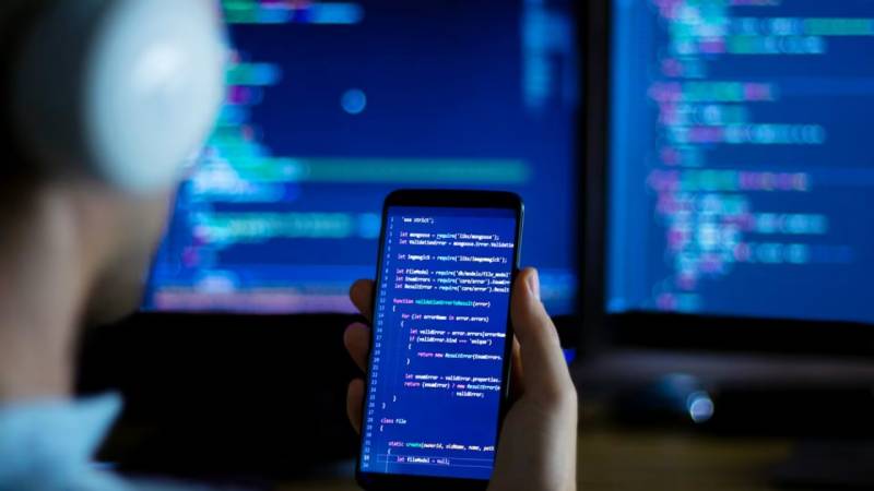 抚顺小程序制作：AI伦理框架下的技术赋能与责任坚守